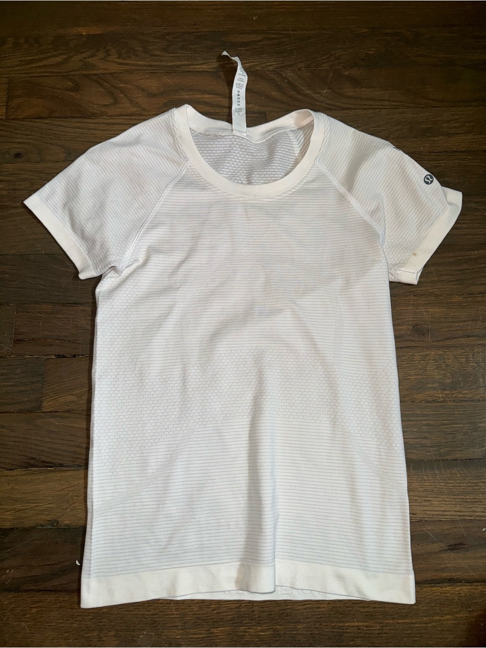 lululemon white  swiftly size 2